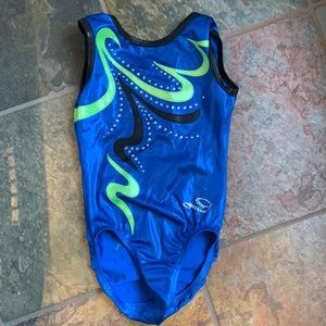Sleeveless competition leo, size children small